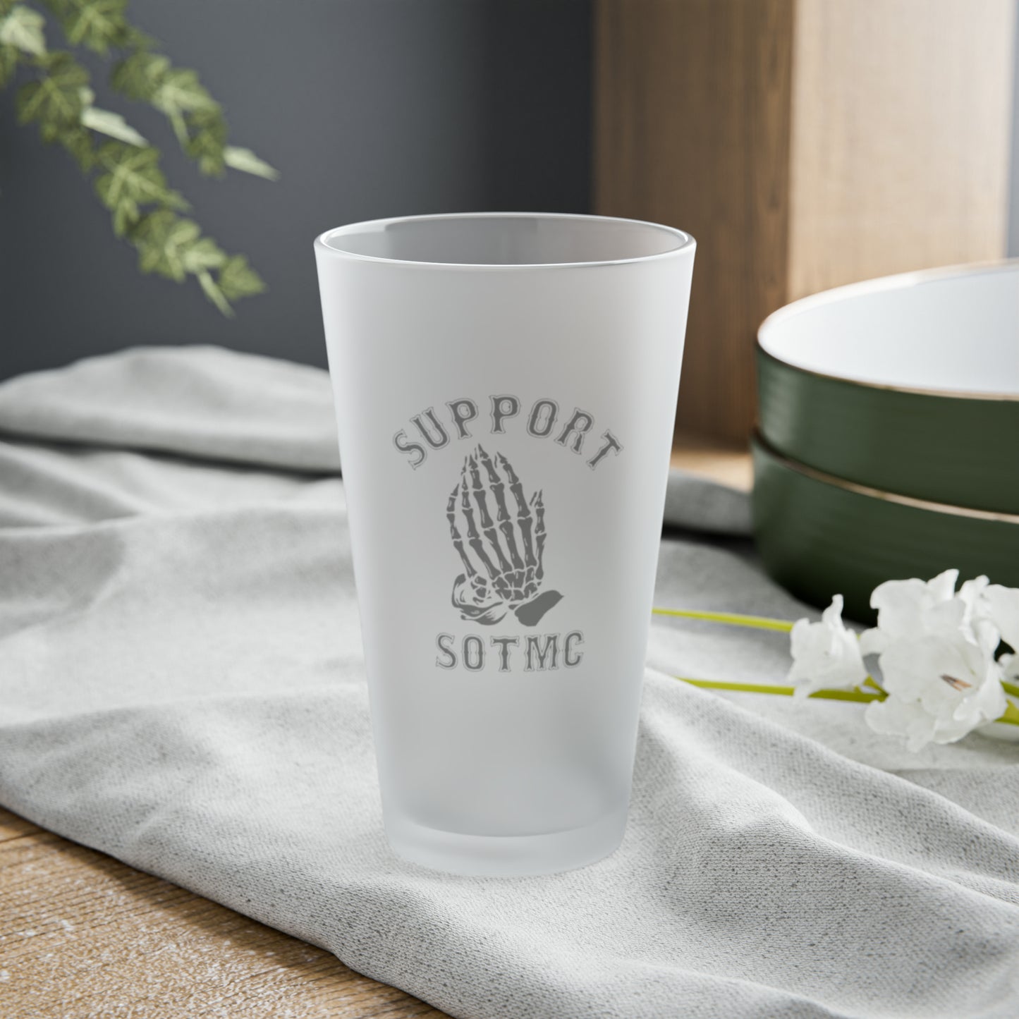 Praying Hands Frosted Pint Glass